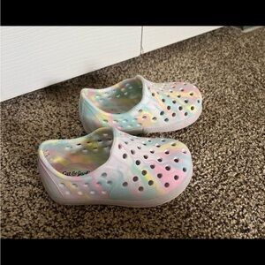 Cat & Jack Kids' Pastel Water Shoes Size 5